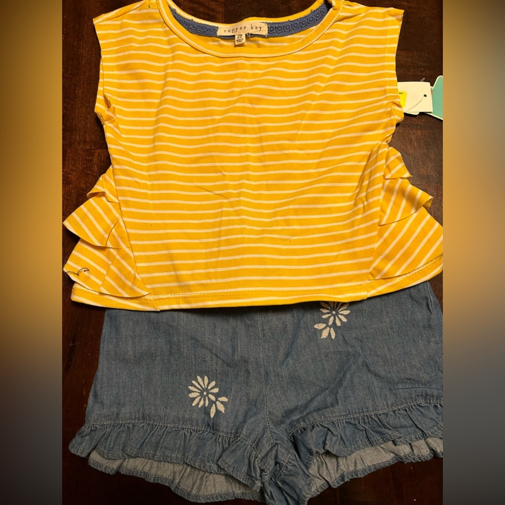 Copper Key short outfit - new with tags